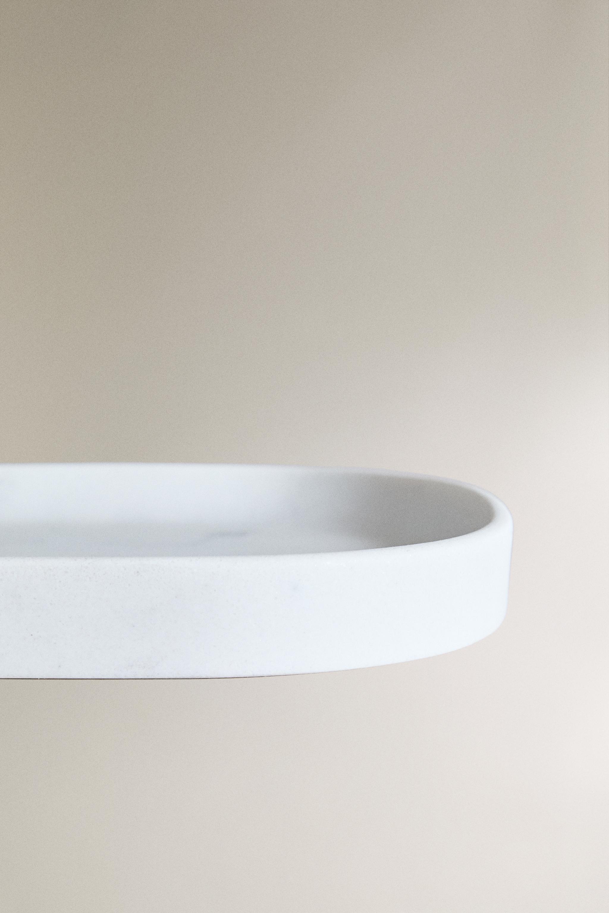 MARBLE-EFFECT BATHROOM TRAY